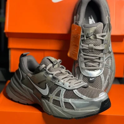 کتونی رانینگ نایک Nike V2k